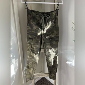 American Eagle- Next Level Stretch Camo Jeans